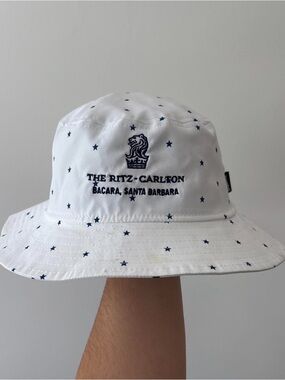 The Ritz-Carlton White Star Print Bucket Hat